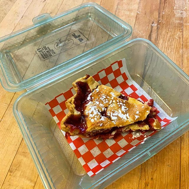 Love takeout but hate waste? We’ve partnered with @wiseboxto , Toronto’s first reusable takeout container program that provides a waste free option for takeout. For a $5 deposit you get a reusable takeaway box that you can either keep and reuse or return and get your deposit…