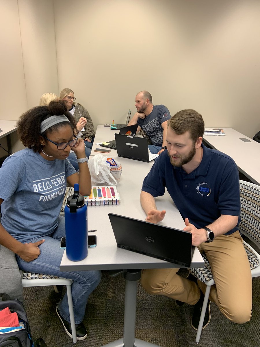 ARTwithJessica's tweet photo. Our Cobb STEM Innovation Academy was full of Hip Hop beats and integrating rap into STEAM instruction! Such a fun day! ππΆπ€© #cobbstemia #cobbsteam #cobbartsintegration @LauraLaQuaglia @STEMsally https://t.co/EYIRVO1nRa