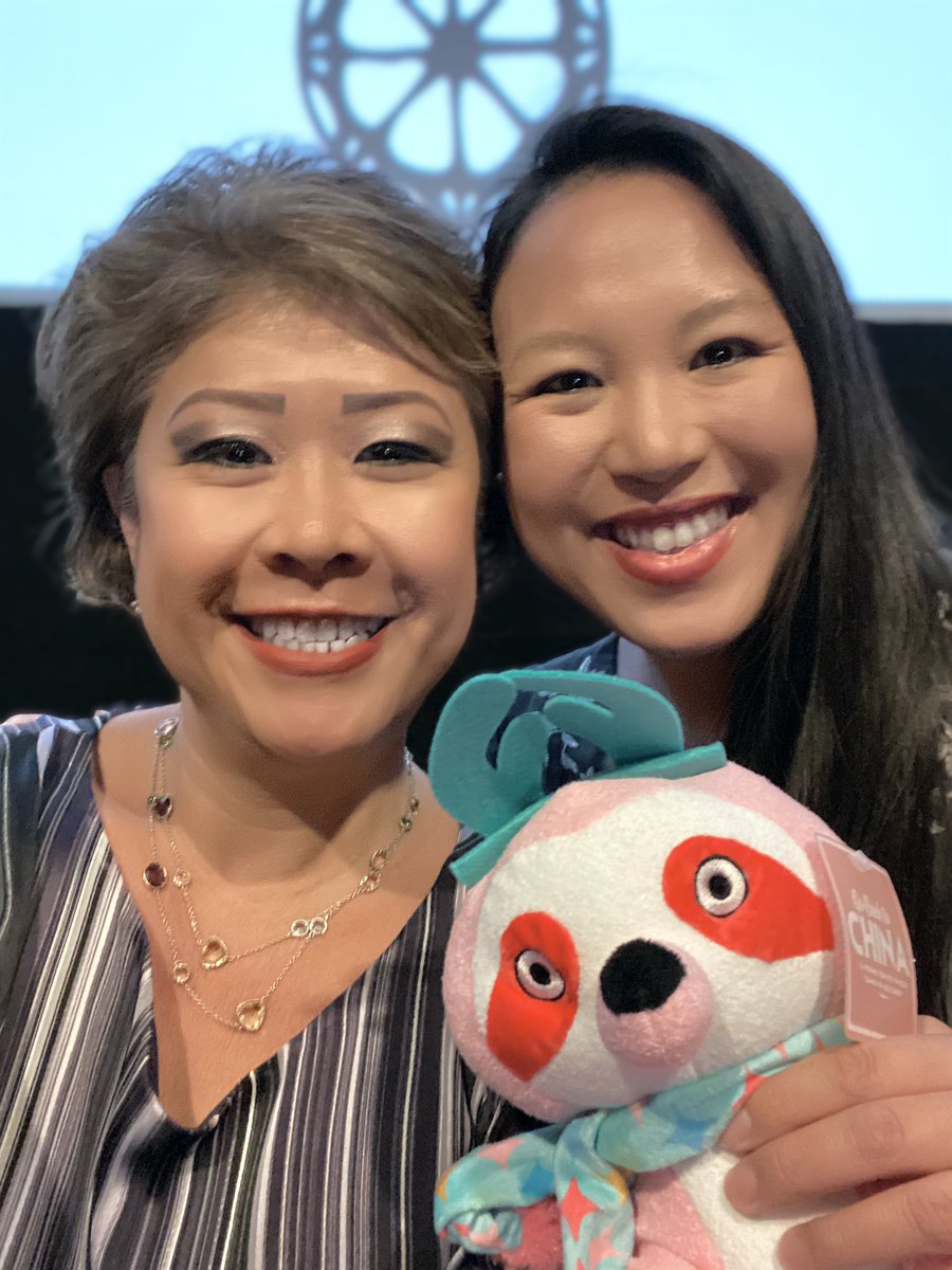setochungster's tweet photo. Please go see @gobackchinafilm written, produced & directed by the super talented #EmilyTing! You’ll enjoy heartwarming family movie full of twists & fun with @AnnaAkana @KellyHu @MsLynnChen & Richard Ng. It’s playing at @CityCinemasNYC East Village. Pls go & support this film! https://t.co/2fcxEIjZUf