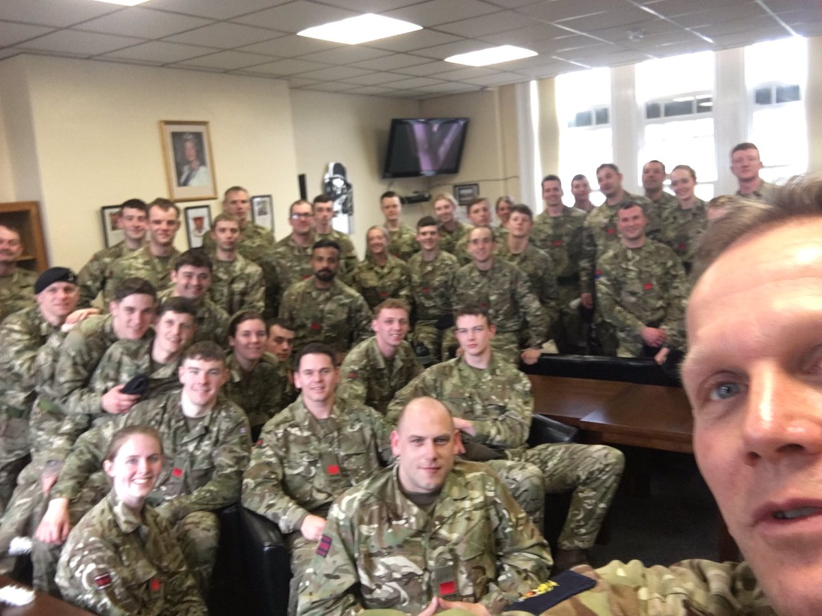 What a day! Met a Vet I served with 20 yrs ago, then visited #ATU #Cardiff and 30 #ArmyReservists finishing their #Bravo course. What an enthusiast bunch. From Burger King flipper to NHS worker. All passionate about serving the Nation. #armyjobs