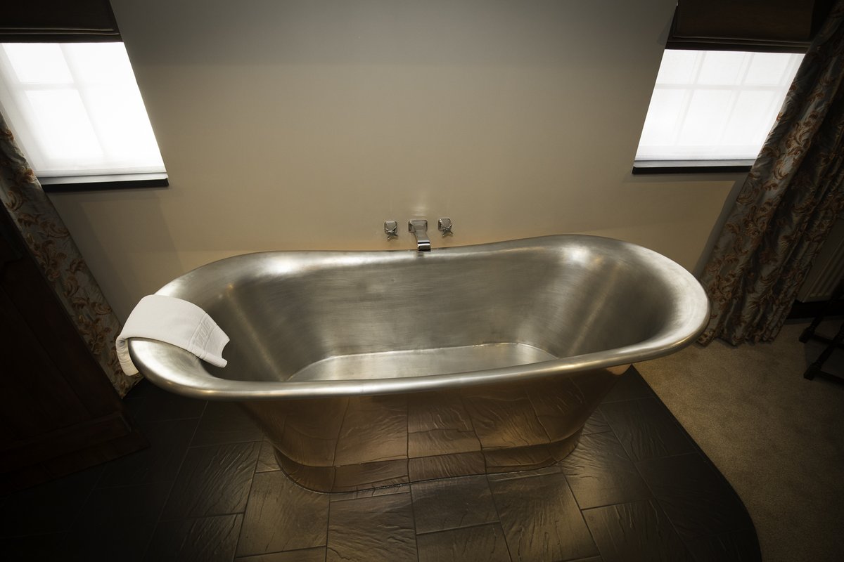 SPECIAL OFFER AT THE BEAR.

Treat yourself to a 3 day B&amp;B break at the Bear in Crickhowell.

Book any 2 nights before the end of May (excluding Easter or Bank Holidays) &amp; get the third night with our compliments.  Must be booked direct with hotel on 01873810408.

#specialoffer