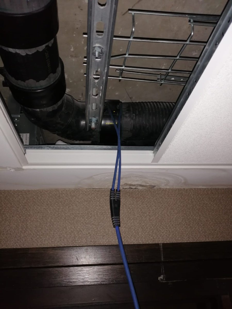 CAServicesNILt2's tweet photo. Received a reactive call at 2.25 pm today of #water leaking through a ceiling at a major #Belfast City Centre hotel. We were on site at 3.05 pm, problem identified as a unwelded waste fitting, made good. We cover #callouts 24 hrs a day 7 days a week for all types of #reactivework https://t.co/HNHIlfau9G