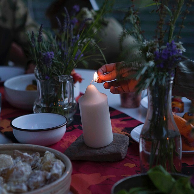 Thinking #TGIF ? Plan a relaxing treat for yourself at Loveland Farm - even better, invite your friends! Our farm happily hosts large gatherings of family and friends. Feel free to DM any enquiries! #lovelandfarm