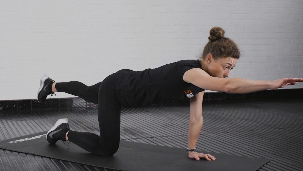 If blistering biceps and bulky shoulders is your style, a rock-solid core should be your substance. 

Check out 10 of the best core exercises here 👉 bit.ly/2TEHiQm