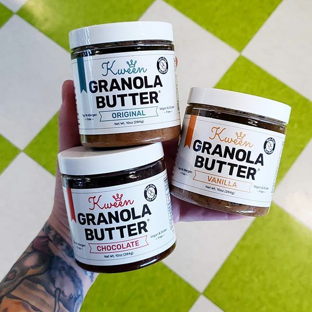 New to us, @kweenandco granola butters in 3 fun flavors! Use it on fruit, toast, dessert, anywhere really. 🐰
🥕
🛒
All Vegan, All the Time! Open daily from 10-8pm at 2425A Exposition Blvd Austin TX.  Aloha, Y'all! 🐰
🥕
🛒
#veganaustin #austinvegan #vegangrocery #rabbitfoodgr…