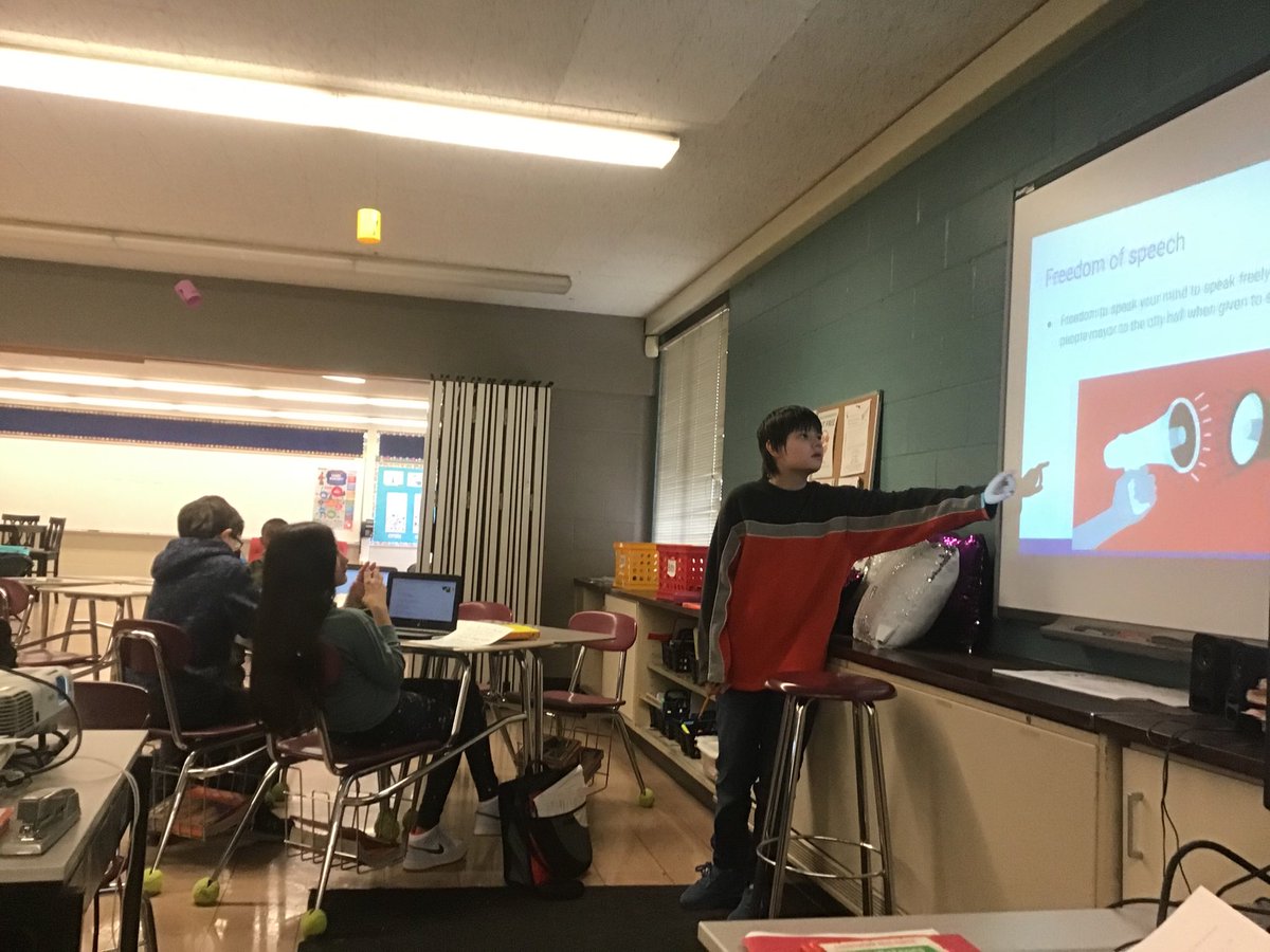 amanda_militzer's tweet photo. What happens when I let students take over the class? Amazing things! #soproud https://t.co/veNLyq1ORi