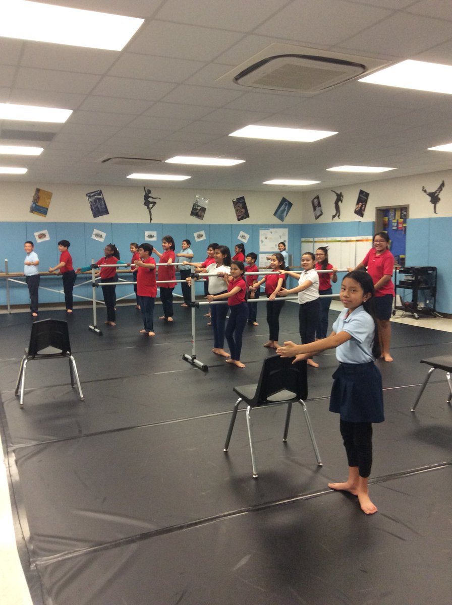 RiveraNeffDanz's tweet photo. Thank you so much to Ms. Rodriguez at Neff ECC for donating more Ballet barres to our dance room. They were sent to a good home and are being well used. 💕 @NeffECC #teacherssupportteachers #schoolssupportschools #artssupportarts https://t.co/dfY2w63786