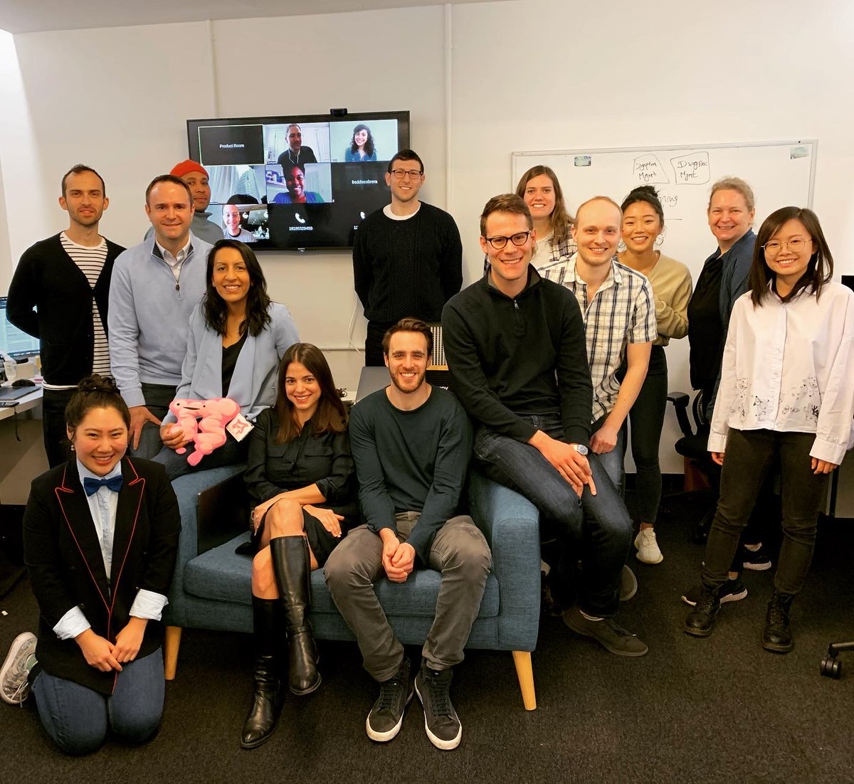 OshiHealth's tweet photo. In the US, colorectal cancer is a leading cause of cancer deaths. It's also one of the most preventable cancers, which is why on-time screening is critical. #TeamOshi honors #NationalColorectalCancerAwarenessMonth and today's #DressinBlueDay to raise CRC testing awareness. https://t.co/wlzlsjNqBP