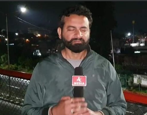 Jingo_G's tweet photo. Frustration nikalne ka time.
Raat k 11 se 12 bje k beech...

#Jingoist
#FKMedia https://t.co/nW6XFOnQTJ