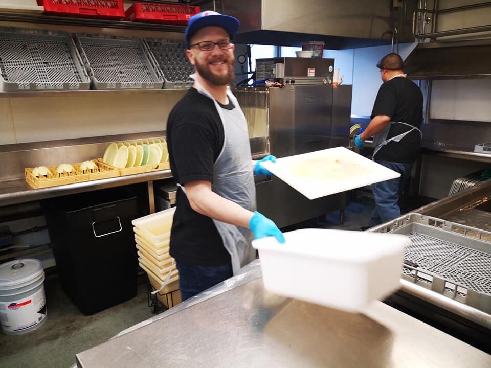 IAMDanJ's tweet photo. It was great to volunteer this morning @TheScottMission with the @IAMAW2323 Community Services Committee. Working in the kitchen to help serve those in need was extremely rewarding! ❤️❤️❤️❤️    @MachinistsUnion @iamawcanada Justice on the job - Service to the community. https://t.co/42QrzipwS9