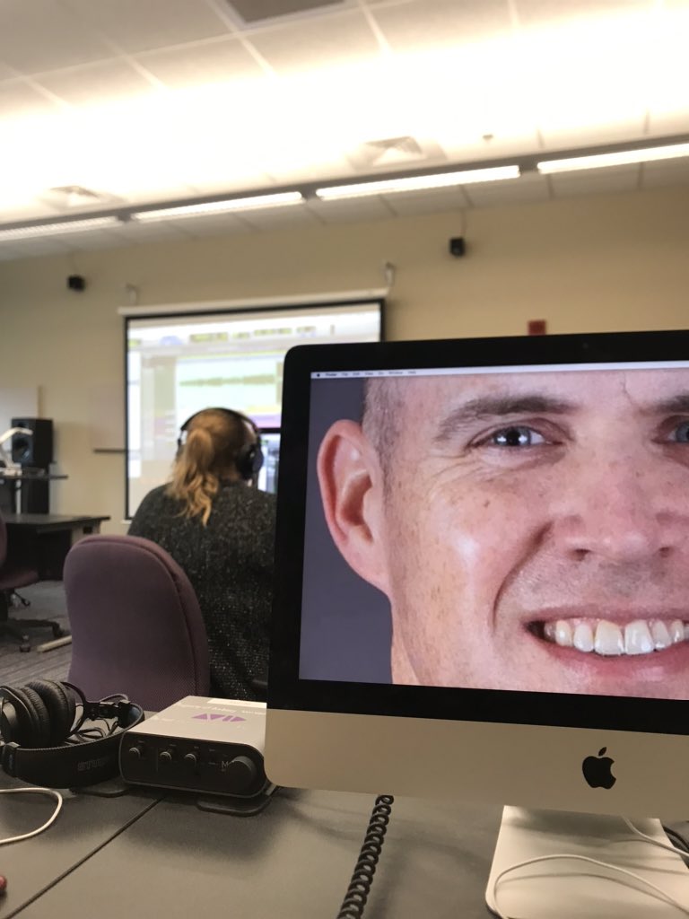 c22mitchell's tweet image. Brown is the new purple?