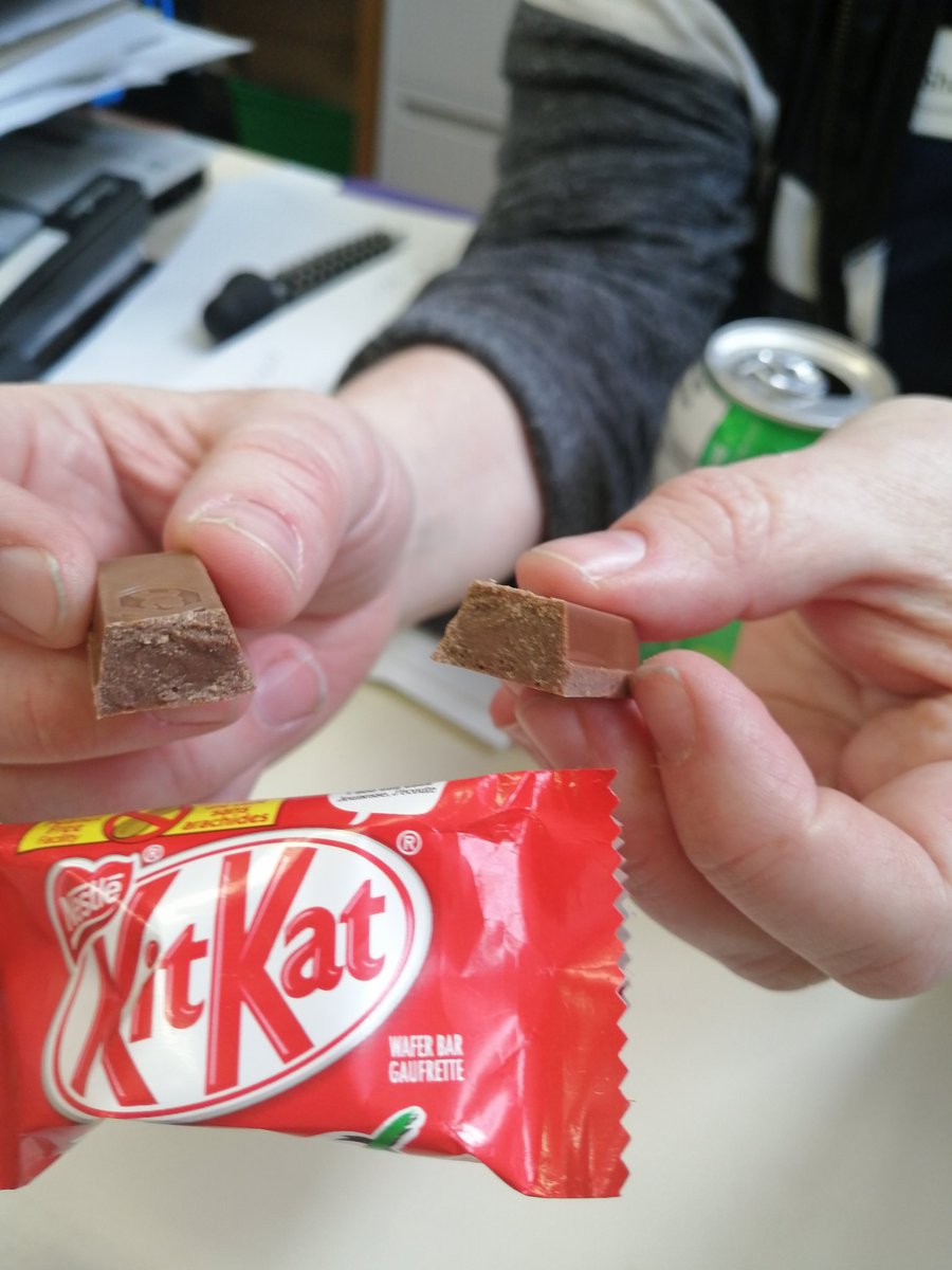 cufferama's tweet photo. @Nestle Our KitKat is missing the wafer. #givemeabreak ! https://t.co/TGtaYgm0fQ