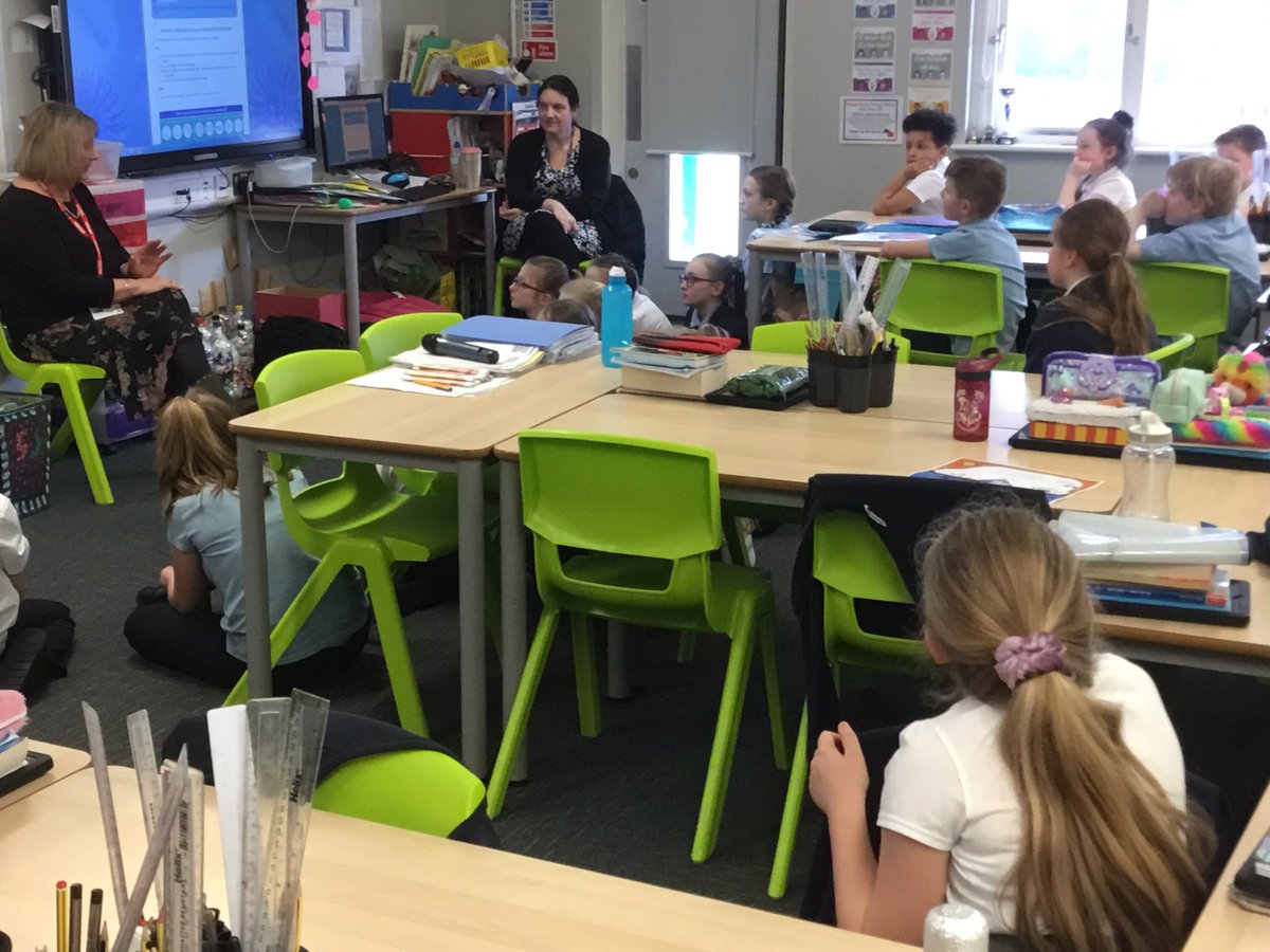 RachelMteacher's tweet photo. Pupils @RScottPrimary had lots of questions for @tmbc_leader  as she explained what being leader of the council involves @CareersWeek https://t.co/xtv10i1OAT