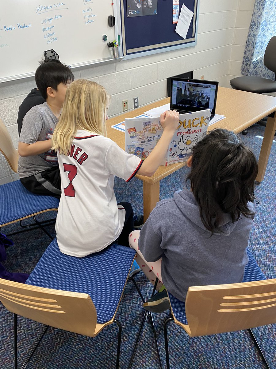 MsMacort's tweet photo. We LOVED reading to @Ms_Taboada class today all the way in New Jersey and learning a little bit about where they live! @WaxpoolES  #ReadAcrossAmericaWeek https://t.co/7kSCzwe560