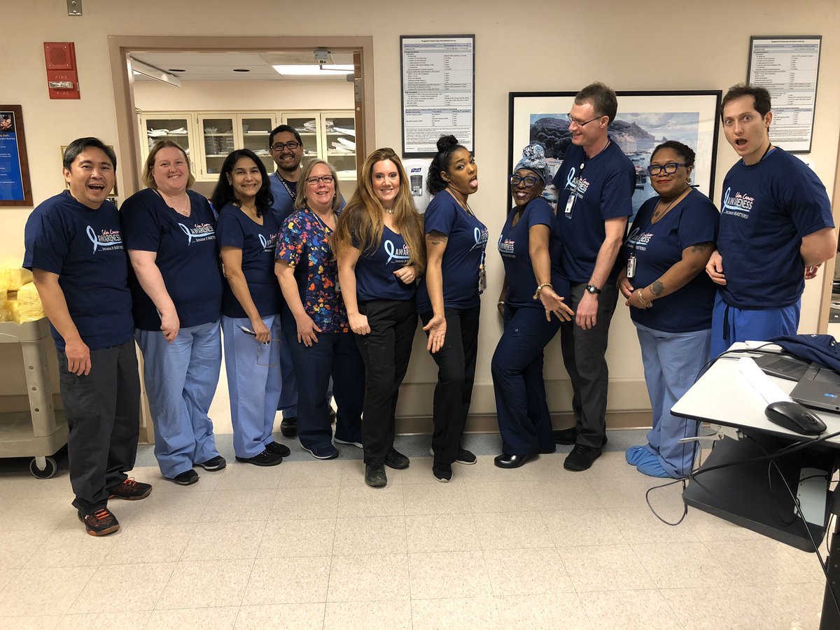 KeneChudyMD's tweet image. #DressinBlueDay by the awesome folks caring for veterans at the Baltimore VA endoscopy center. @AmCollegeGastro @jonahrubin @UMMC #POLYPalooza #ColorectalCancerAwarenessMonth