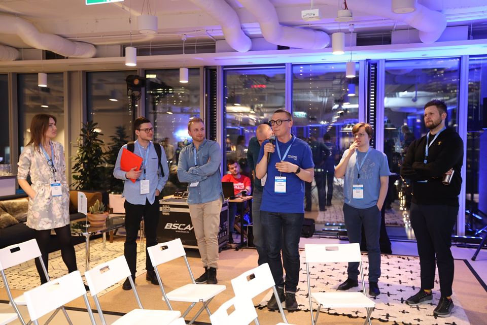 Wolters Kluwer tweet media