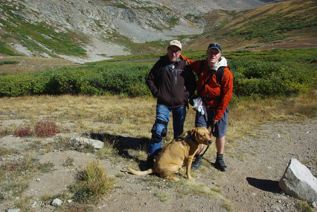 PuppTech's tweet image. 🌻 Spring is on it's way, which means lots of hiking and enjoying time outdoors with your dog(s)! We'd love to see some of your favorite outdoor playtime pics, so send them over via PM or right in the comments below! 

#Dog #DogsOfFacebook #Puppy#Dogs #Pet #InstaDog #Dogstagram