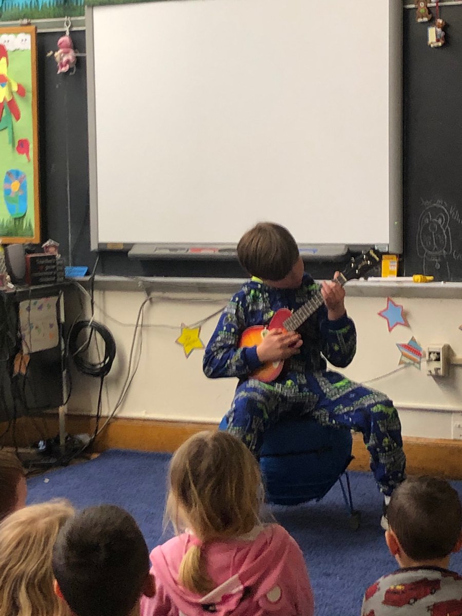 hubbardteacher's tweet photo. B-ball skills, Smoke on the Water on a ukulele, and drawing were just some of the talents showcased today in 3V! @Hubbard_School https://t.co/NLGk19rc6P