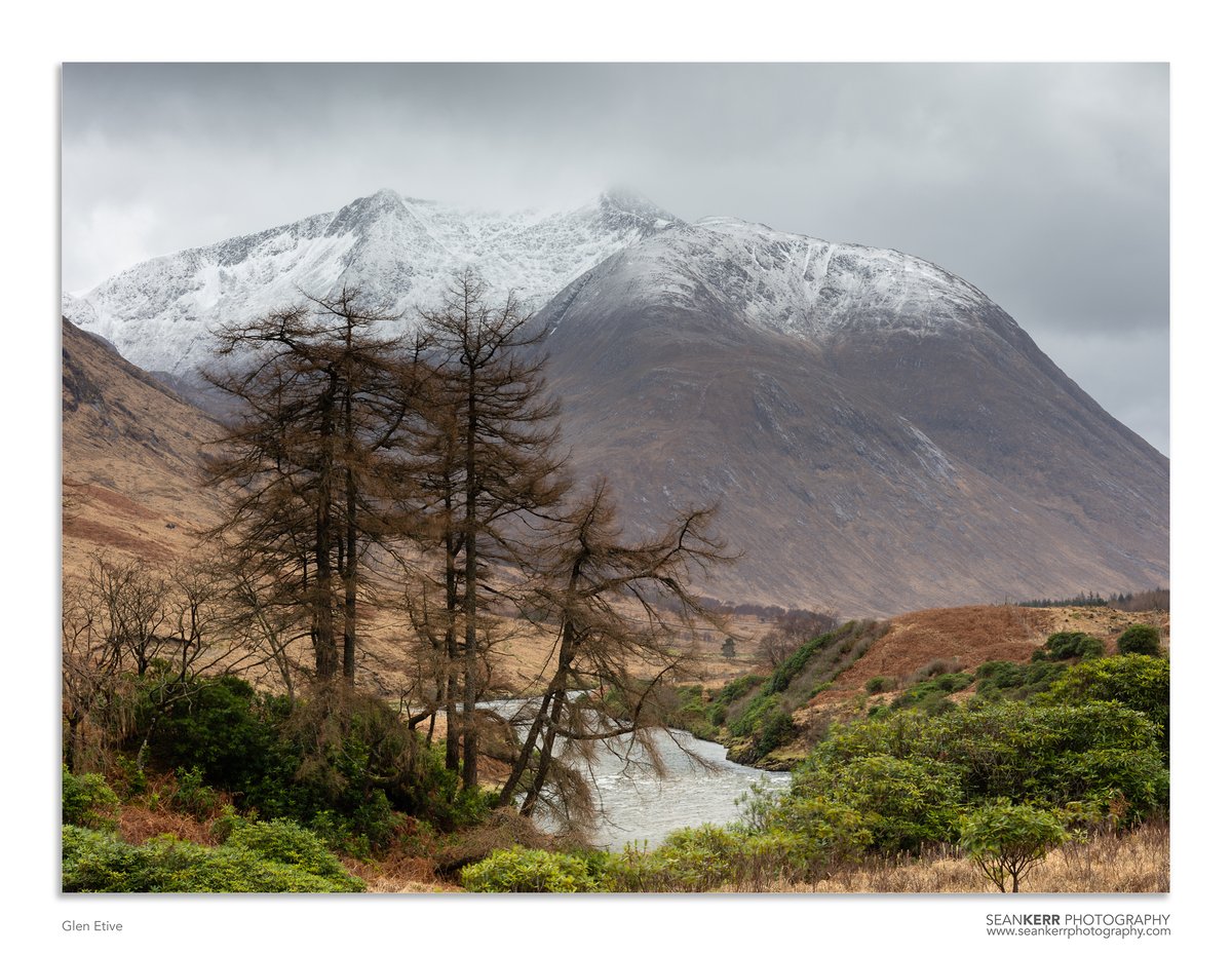 Glen Etive... Looking SW along River Etive to the snow-capped Stob Coire Dheirg and Ben Starav. 
<a href="/ZEISSLenses/">ZEISS Camera Lenses</a> @FormattHitech <a href="/ScotsMagazine/">ScotsMagazine</a> <a href="/VisitScotland/">VisitScotland</a> <a href="/Scottish_Banner/">The Scottish Banner</a> #landscapes #photography #scotland