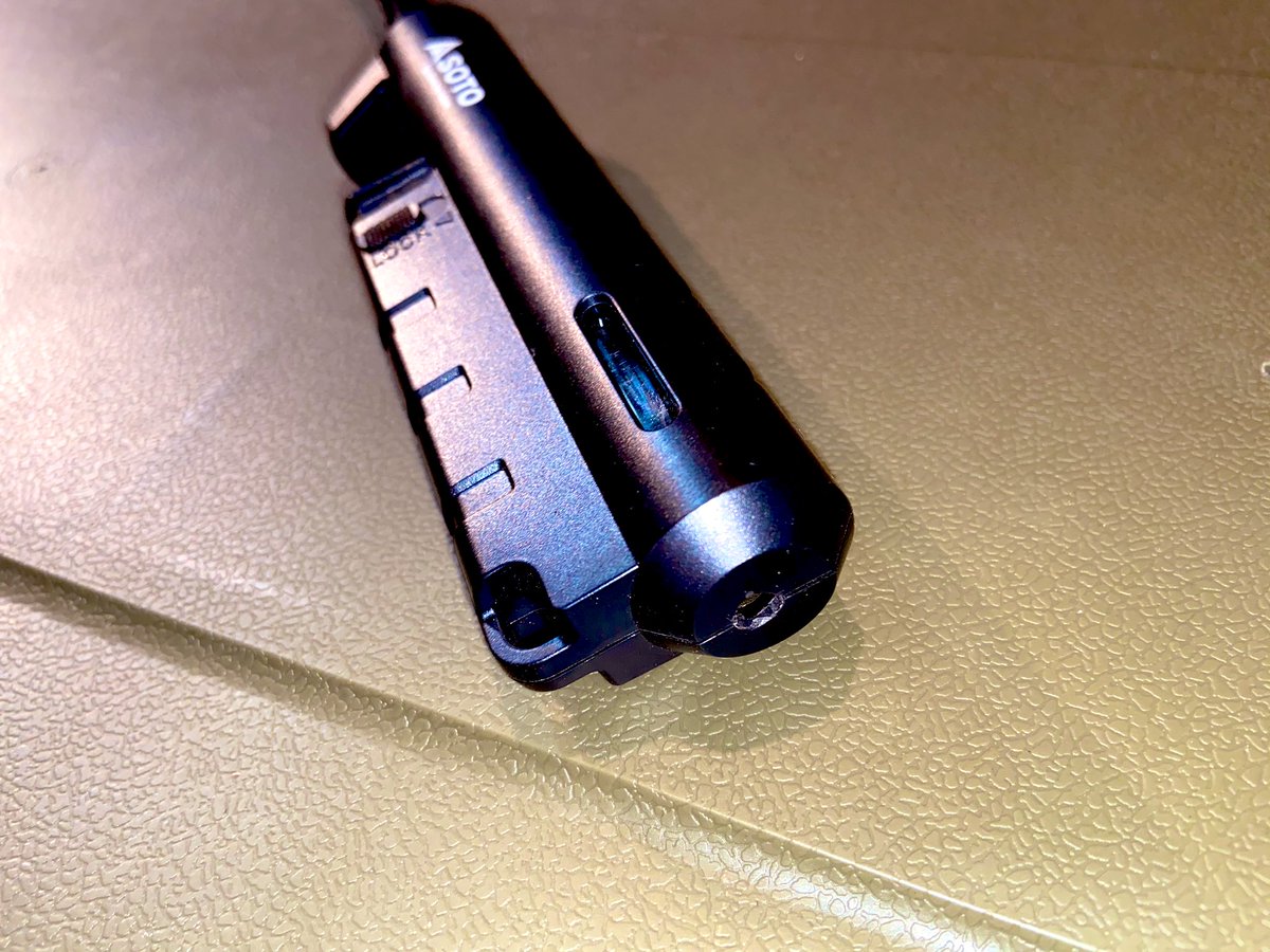 Dameo6 Sotoのフィールドライターは良くできたチャッカマン 使い捨てなのが勿体ないので加工して充填式にしてみた と言っても 底部に穴を開けただけ Soto フィールドライター 改造 ターボライター Dameo6 Sotoのフィールドライターは良くできたチャッカマン 使い捨てなのが勿体ないので加工して充填式にしてみた と言っても 底部に穴を開けただけ Soto フィールドライター 改造 ターボライター