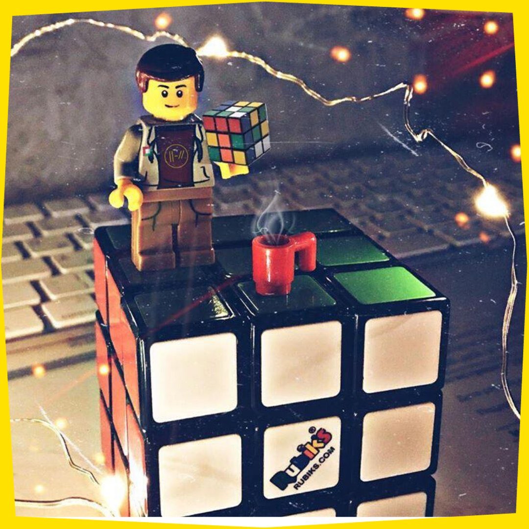 Rubiks_Official's tweet photo. It's time for a #RubiksRepost from @rutherfordiumer on Instagram we love this LEGO Rubik's photo! Use the hashtags #RubiksRemake and #RubiksRepost for the chance of your artwork and photography being featured on our page! #RubiksCube #RubyRubiks https://t.co/SIgbT6rbqO