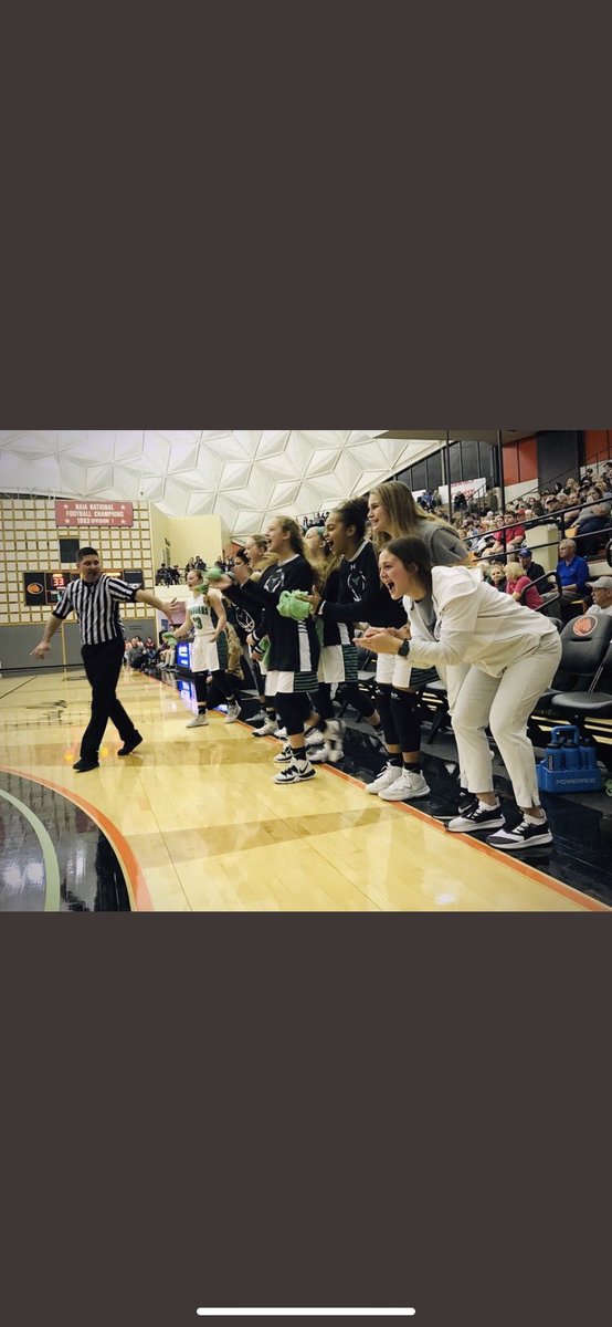 jhs_spirit's tweet photo. Come support our girls in the Area championship tonight at 6:30 in chickasha. Black out the stands!!💚🖤 https://t.co/kTGLnwxu5U