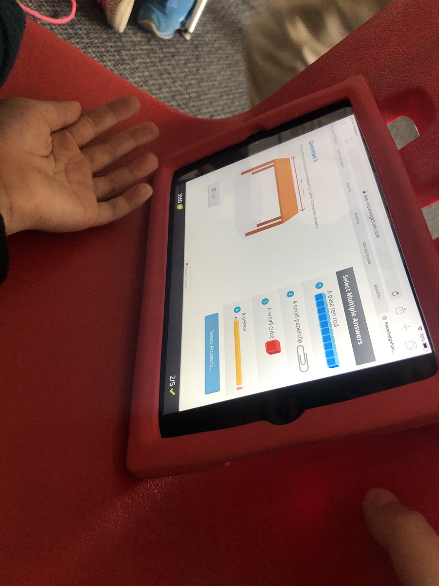 SuperOgden's tweet photo. Room 11 loved playing some gameshows on #knowledgehook! We answered some questions about measurement and had a lot of fun. @TDSB_Ogden https://t.co/M07SyQo11A