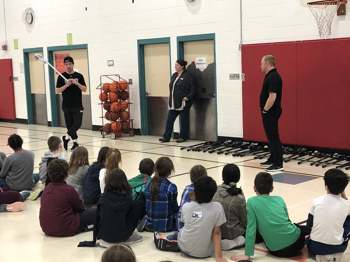TerryFoxES's tweet photo. Students at aTerry Fox are learning how to play Canada’s National  summer sport! #Lacrosse @OCDSB https://t.co/ScLGCuTqSK
