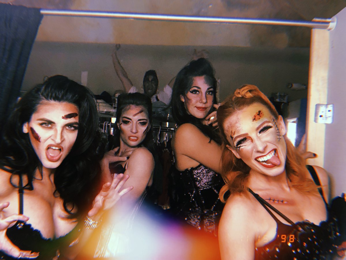 Zombie Burlesque tweet media