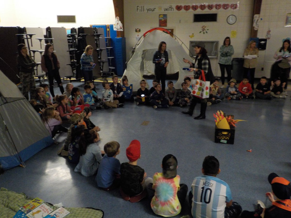 BayvillePrim's tweet photo. MP Room becomes a campground! https://t.co/Kdzt8jsfdt