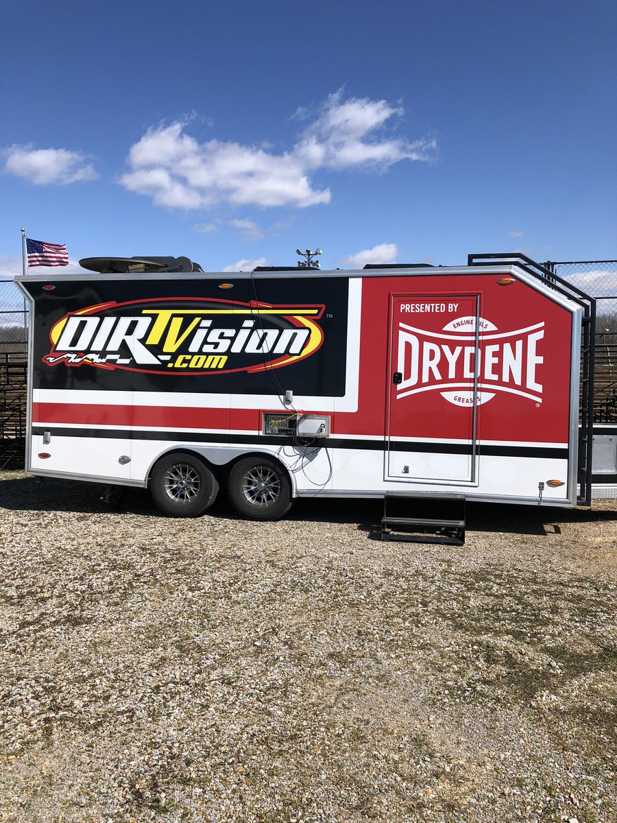 kylewaite92's tweet photo. Made it from WI to watch the @WoOLateModels at Duck River Raceway Park. @dirtvision https://t.co/O8Uonv5whJ