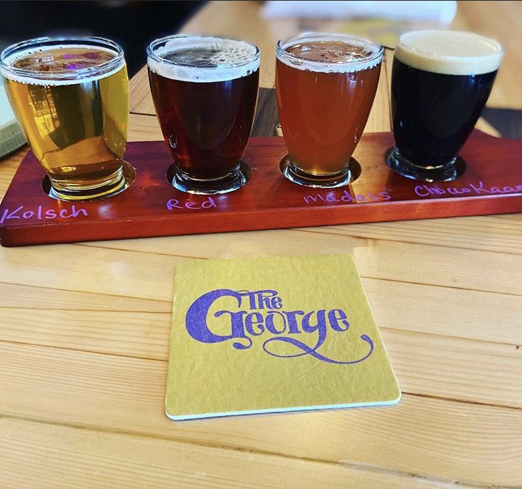 Fight or flight? We prefer to fly high with one of our beer flights 🍺 #flightfriday