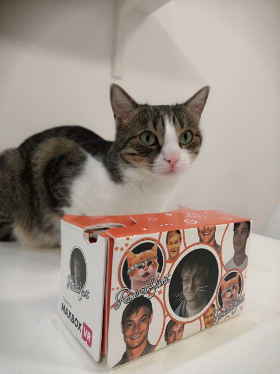 Throwback Friday, when we made a gift for <a href="/ProductHunt/">Product Hunt 😸</a> 😊 #vrcardboard #googlecardboard #vrheadset #virtualreality #OculusQuest