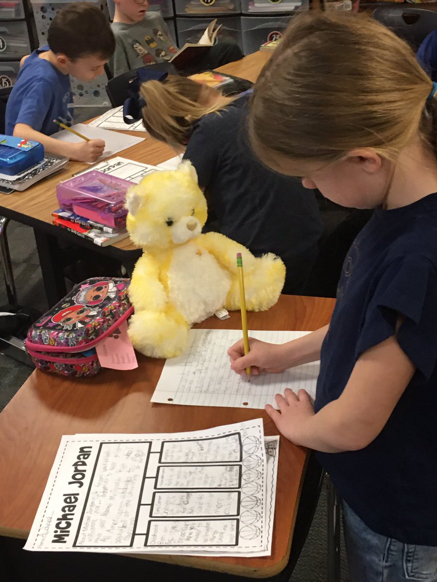 MrsWilkerson2's tweet photo. Using story maps to write about Michael Jordan.  🏀🏀👍🏼 https://t.co/y0f9Q8IItO
