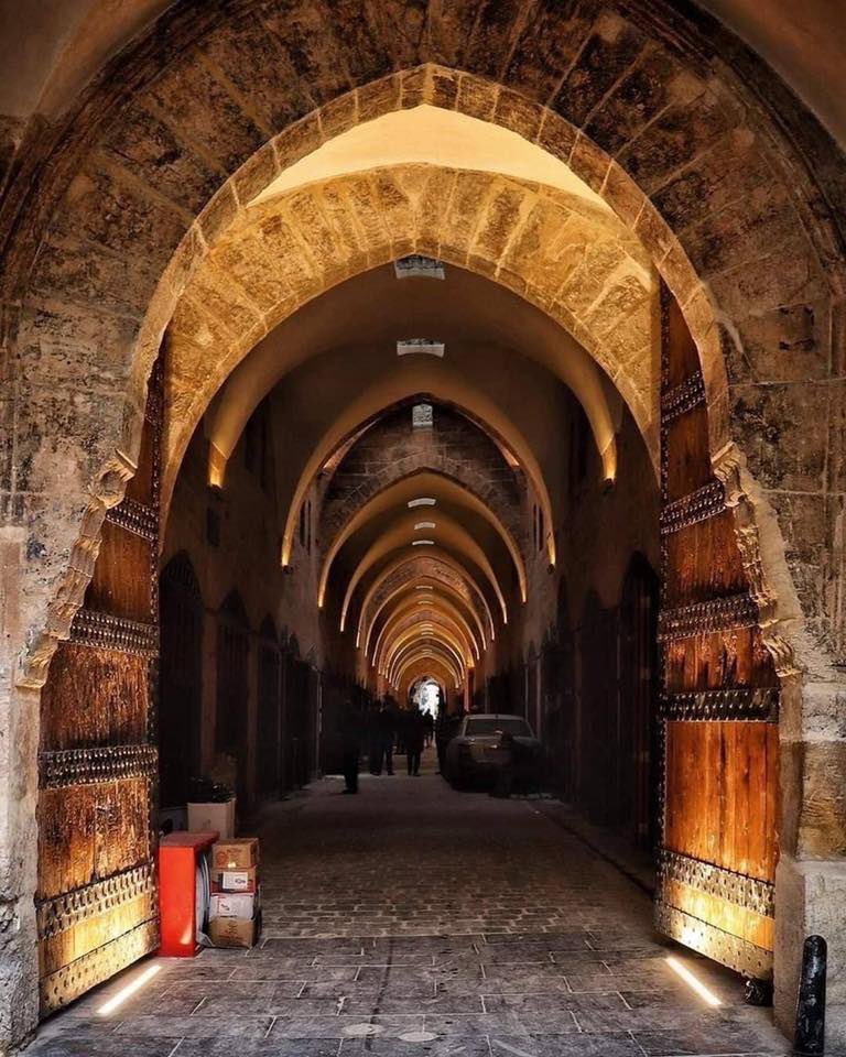 manaf12hassan's tweet photo. Aleppo-Altstadt. Das alles was Sie sehen, war komplett zerstört und ist nun wieder wunderschön aufgebaut worden.
Jemals in den Medien gesehen oder gelesen ? Nein ? Dann fragen Sie sich mal warum. #Syrien #AntiAssad #Propaganda https://t.co/LDIvucUCUo