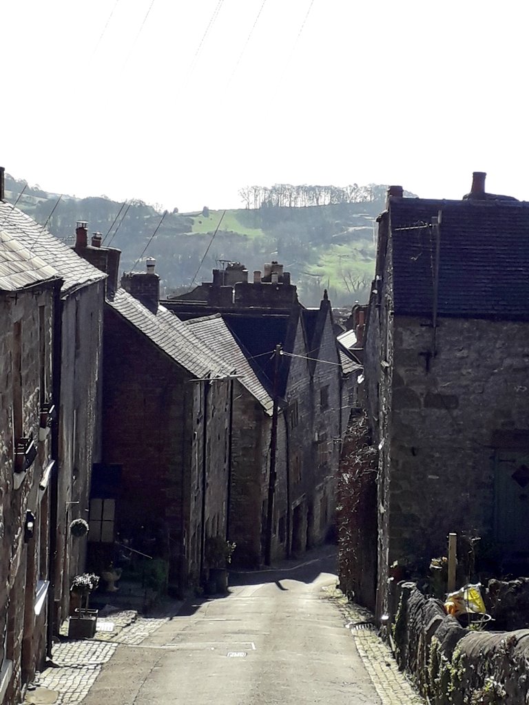 geordietone17's tweet photo. Excellent day for a walk up to the star disc, & enjoy a delicious, free bubbly brunch @mercia_wirks won by my wife in their f/b comp. 😁 #Wirksworth #stardisc https://t.co/QRYHH1iHHx
