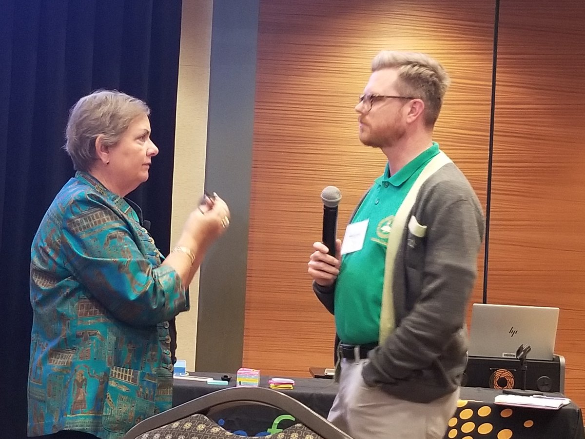 amt53197's tweet image. Noel Hart @SmartNHart had the opportunity to clarify his project goal with Joellen Killion @jpkillion using the feedback process, the dynamic,  dialogic process between learner and learning partner.  @LearningFwdGA @CCPSProfLearn #LFGApln @LearningForward