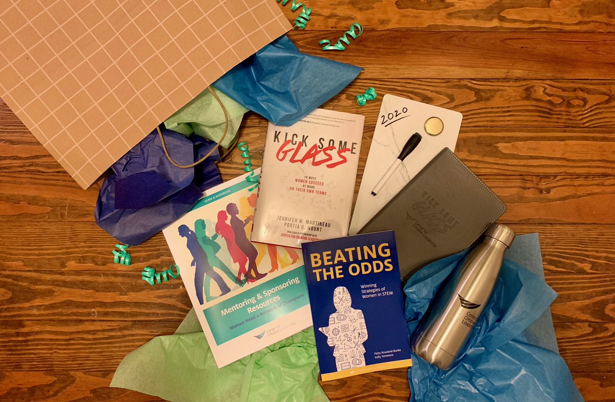 CCLdotORG's tweet image. GIVEAWAY ALERT! 🎉🎉 Celebrate #InternationalWomensDay this weekend with our curated women's #leadership giveaway package.

Enter to win by retweeting this or by tagging someone below who would love these resources! And make sure you're following us on Twitter. #IWD20