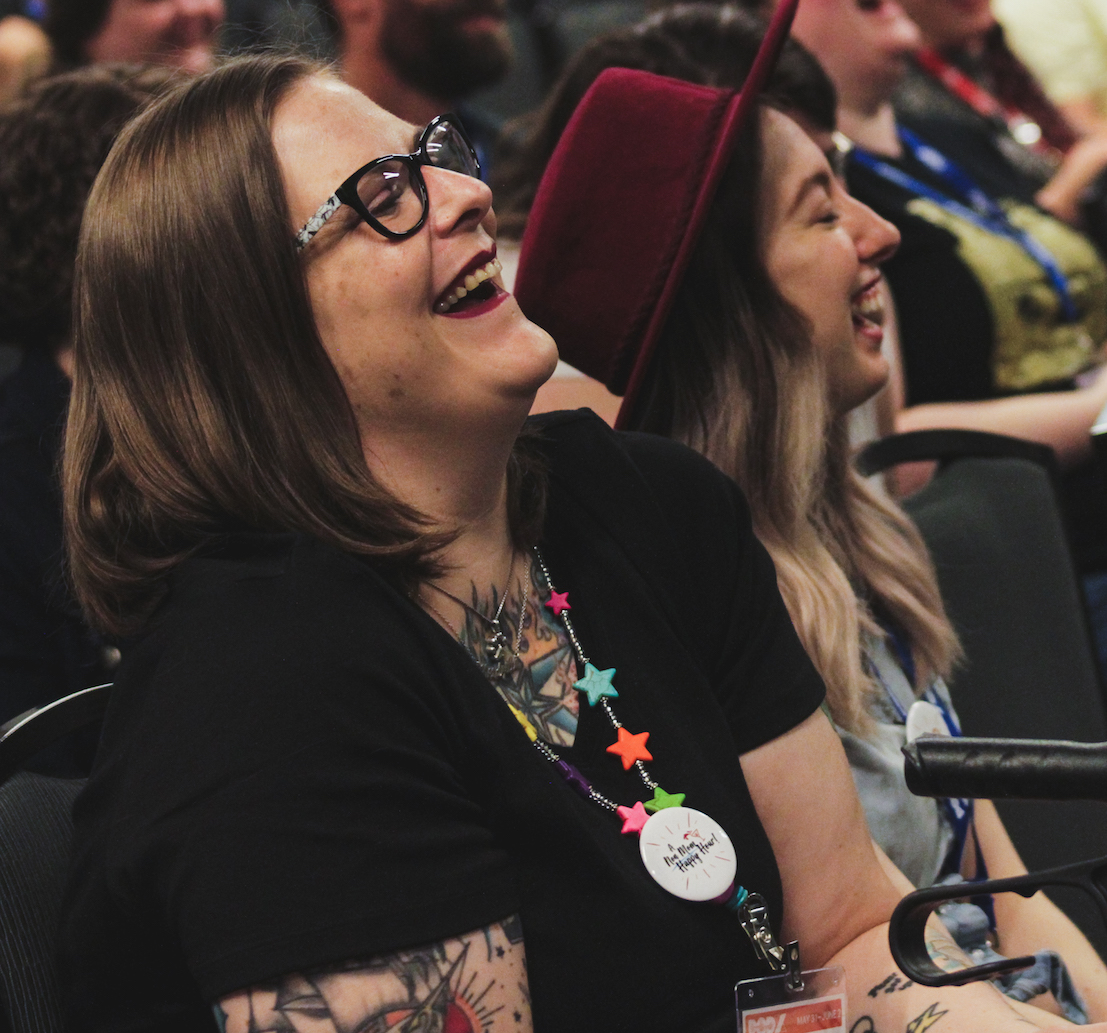 HeyPodcastCon's tweet photo. Hey you! Tickets to #PodcastCon go on sale in one week! 🎙️🎧 https://t.co/YYcuY1eLMG https://t.co/6XH6jTMBbT