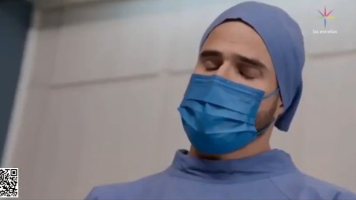 DaniArenasCol's tweet photo. #CollagesYCapturas #8Parte #MejoresMomentos #DavidParedes @DanArenas
#Capitulo84 @MedicosOf #MedicosLineaDeVida #ConLasEstrellas #TeamMedicos #finalfelizparadavina A 2 Días del gran final, este Domingo 8 de Marzo 9:00 P.M México por @Canal_Estrellas #FelizFinDeSemanaATodos 😘❤🙏🏼 https://t.co/BLLRIcOAqr