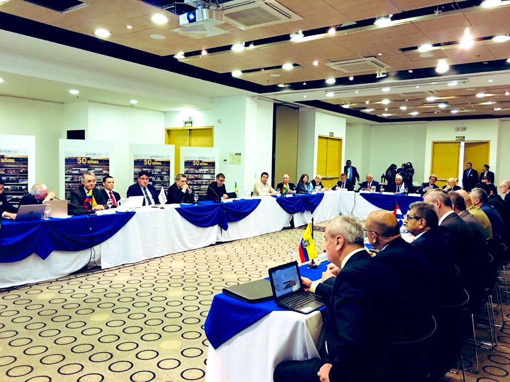 #Bolivia 🇧🇴asiste a Comité central de <a href="/CIER_Energia/">CIER - Comisión de Integración Energética Regional</a> representado por el presidente #BOCIER <a href="/BorisSGomezU/">Boris Santos Gómez Úzqueda</a> y el director <a href="/alejandroarauz8/">Alejandro Araúz A.</a> El nuevo presidente CIER es Maximiliano Andrés Orfali de #Brasil
