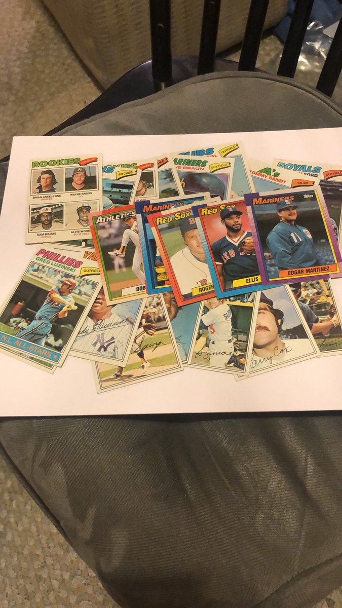 heyjoenyc's tweet photo. Sending big thanks out to @yank_nyva for the #77topps and #1990topps for my sets. Feeling great to work on some of those old sets that I left unfinished years ago. https://t.co/zCVp6NI3E0
