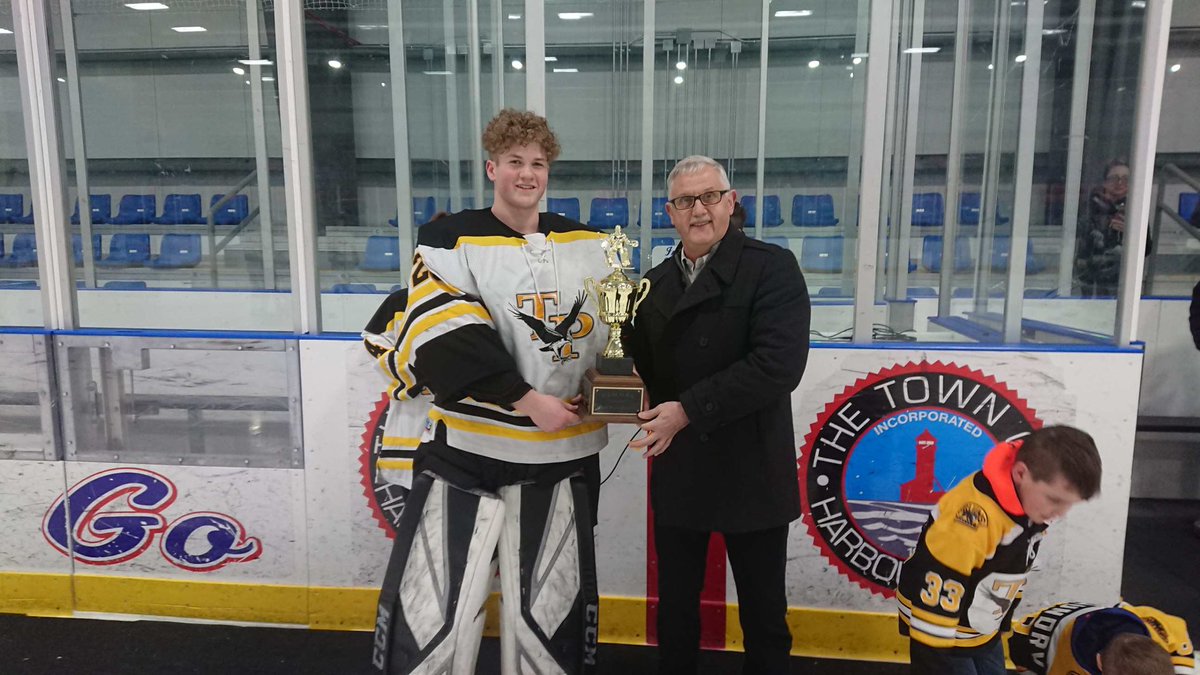 Congratulations to Riley Mercer of the <a href="/TriPenOsprey/">U18 Tri Pen Osprey</a> on winning the Top Goaltender Award for 19-20. Riley had a 2.34 GAA and a .930 Save % in 17 GP.