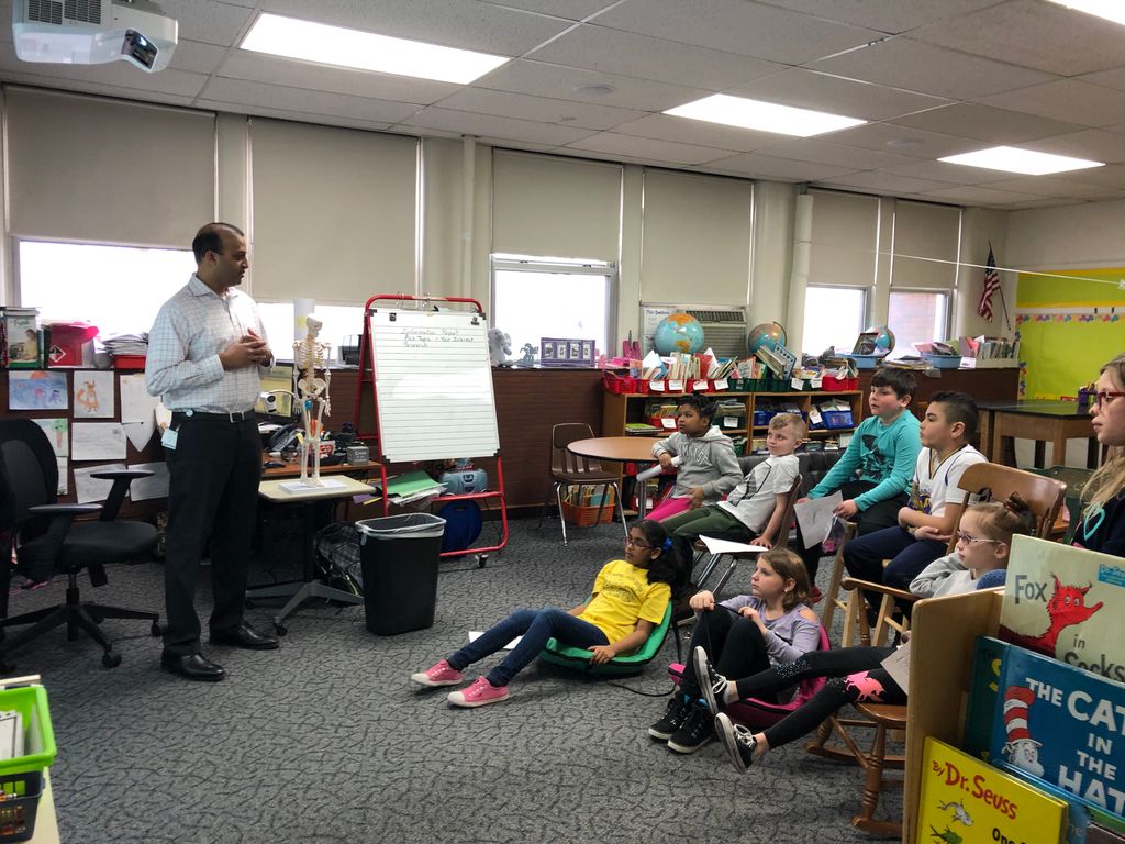 PerryInnovation's tweet photo. Thank you Dr. Devisetty, Oncologist, for teaching our students today! https://t.co/QA4LE6xtuc