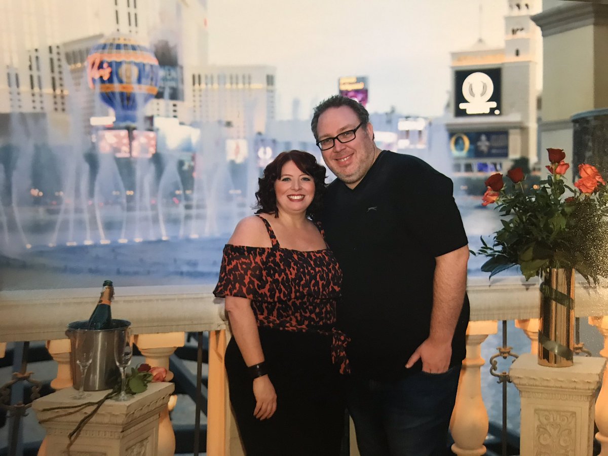 Begas_Vaby's tweet image. So there was a photographer taking pics through the proposal and we’ve just been to pick a small selection of pics. He captured Michael on one knee, YES!! #vegas #vegasproposal