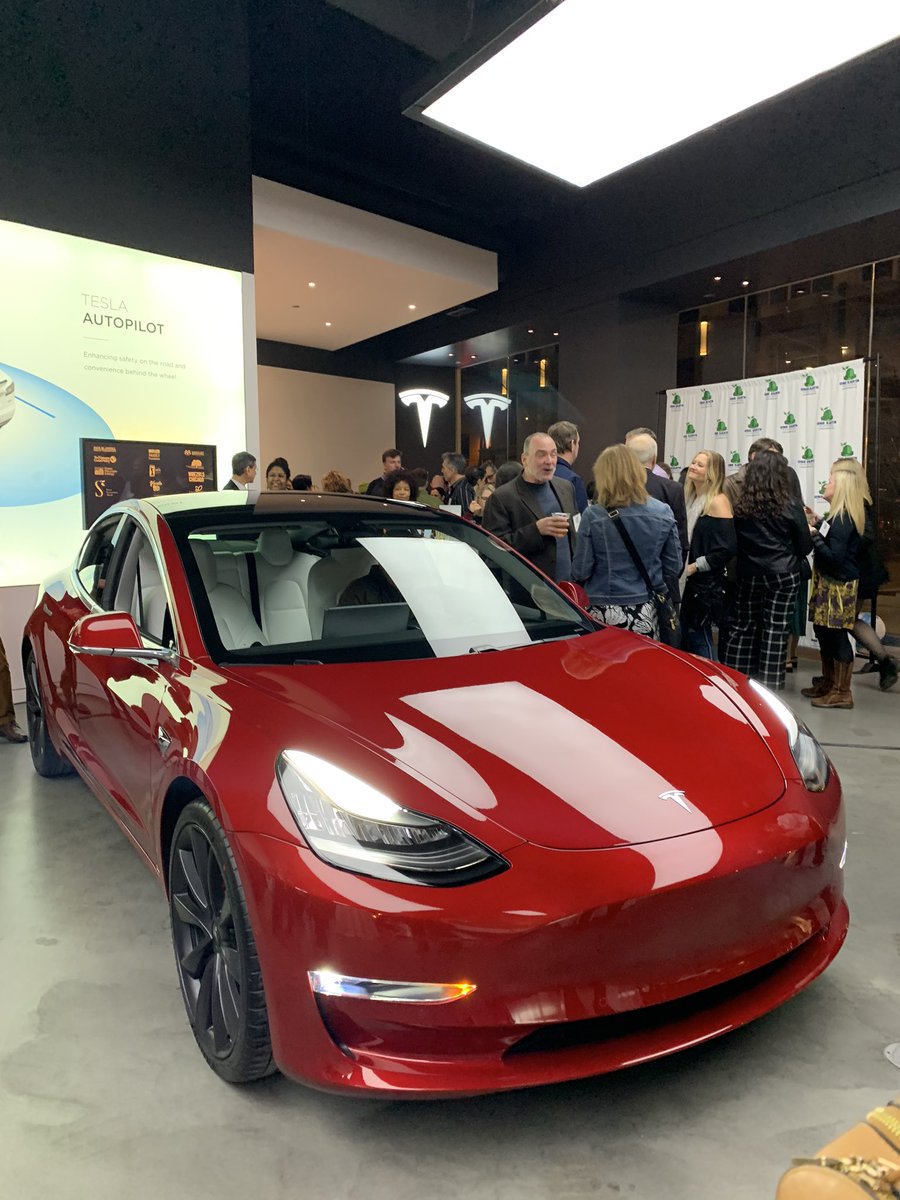 OneEarthFF's tweet photo. Opening night! Free @Tesla rides all night. #OEFF2020 https://t.co/GUGr7Y7gQ4