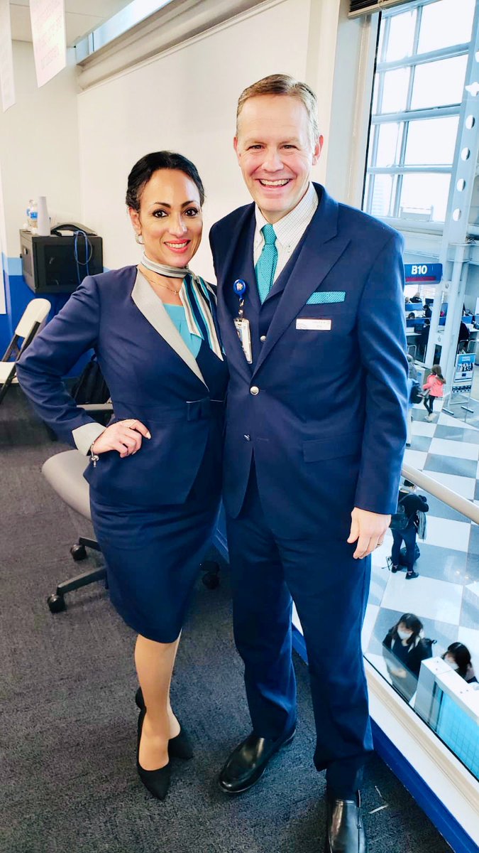 Jfo_oneRealtor's tweet photo. It’s been quite a journey but nonetheless,  it’s been a great team building exprecience to see it collectively all come together and appreciate all the open and honest feedback from those who have seen our wear testers from all around the globe 🌎..   @weareunited https://t.co/EYUVe8Yeo9