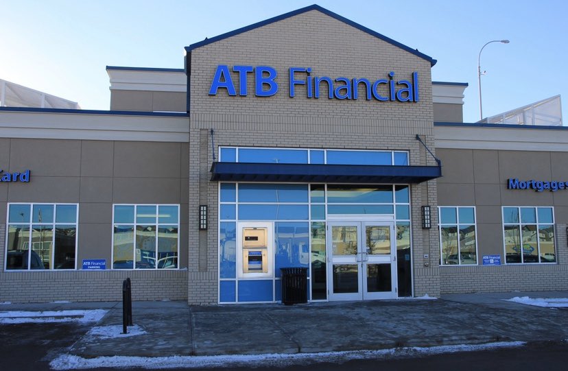 Mookalicious's tweet photo. Hearing ATB Creekside &amp; Sage Hill  now closed &amp; under Quarantine as Calgary CoronaVirus patient was an employee at these branches https://t.co/tU2MBRyZnd