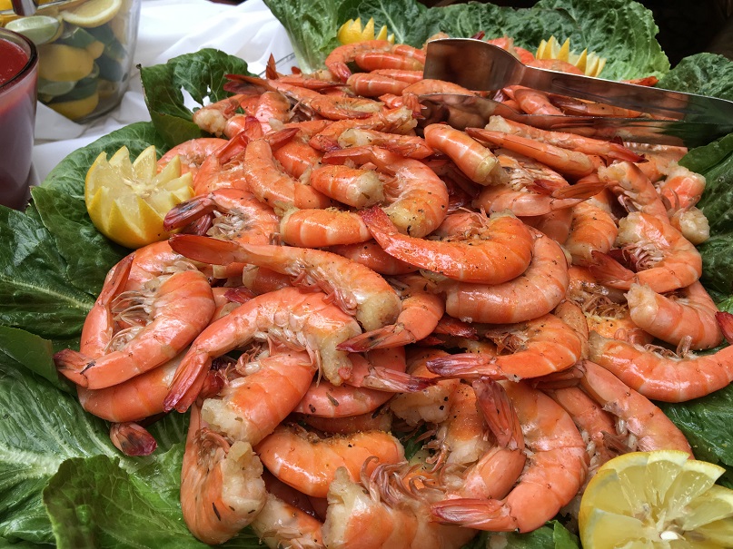 ShrimpBoatOasis's tweet photo. Join us for tonight's seafood buffet! https://t.co/8UrgpoNhnP
