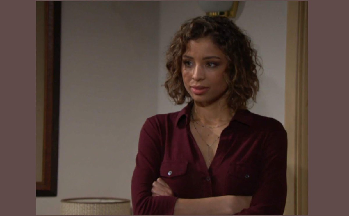 lynn4257's tweet photo. Can #YR do a triangle with Amanda, Billy, Devon and Elena? That storyline with ALL characters would be straight up fire. π₯π₯ Pretty please! #Amilly #Elevon #MakeithappenJosh @YandR_CBS @YRInsider #YR #Amanda #Billy #Devon #Elena https://t.co/PeZVvd8SC3